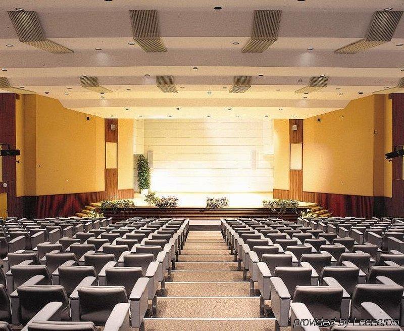 Hotel Kongresowy كيلتشي المرافق الصورة