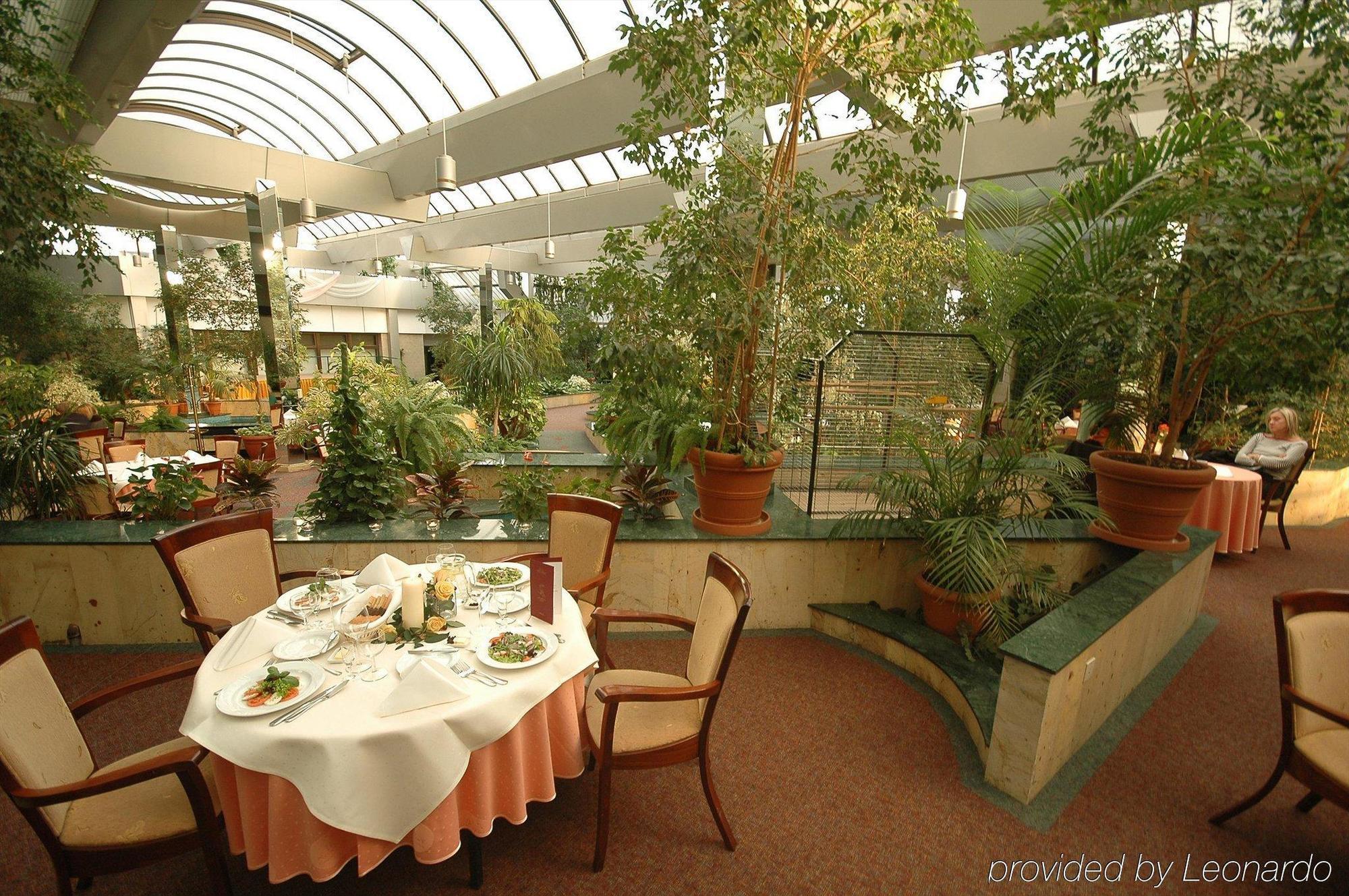 Hotel Kongresowy كيلتشي المظهر الخارجي الصورة